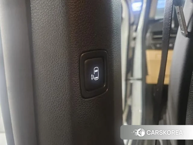 Kia Carnival 4th generation 2022 Белый из Кореи, фото 4