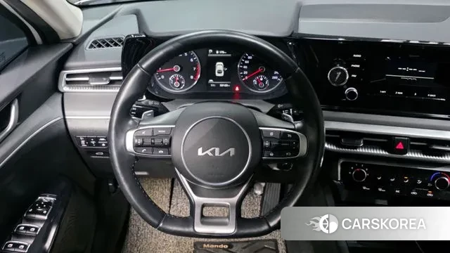 Kia K5 3rd generation 2023 Белый из Кореи, фото 4