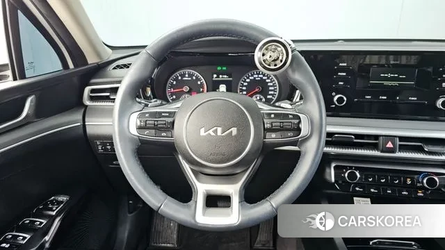 Kia K5 3rd generation 2023 Белый из Кореи, фото 4