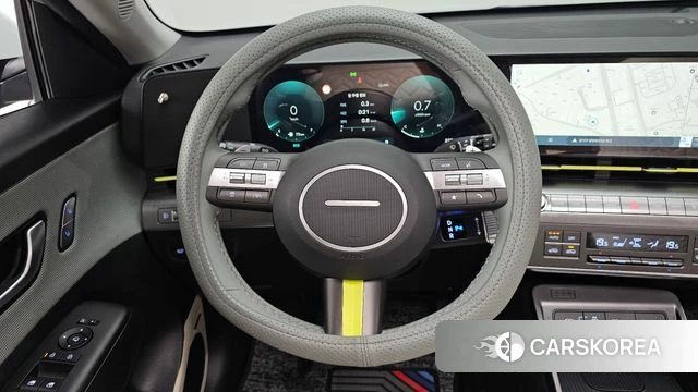 Hyundai Kona (SX2) 2026 Серебристо-серый из Кореи, фото 4