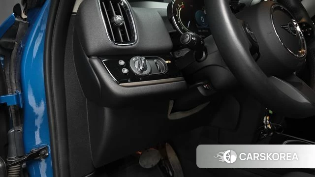 Mini Cooper Countryman 2024 Синий из Кореи, фото 4