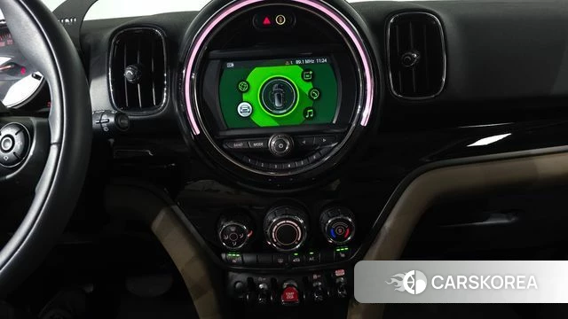 Mini Cooper Countryman 2019 Зеленый из Кореи, фото 4