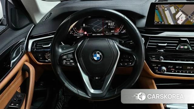 BMW 5 Series (G30) 2020 Белый из Кореи, фото 4