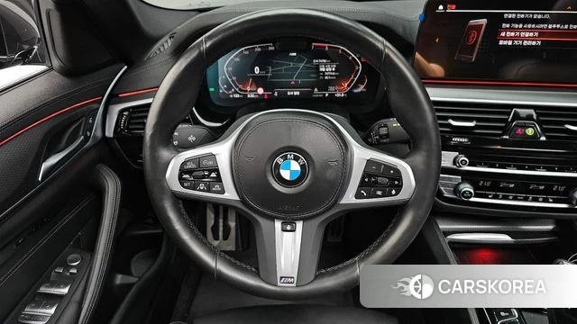 BMW 5 Series (G30) 2022 Черный из Кореи, фото 4