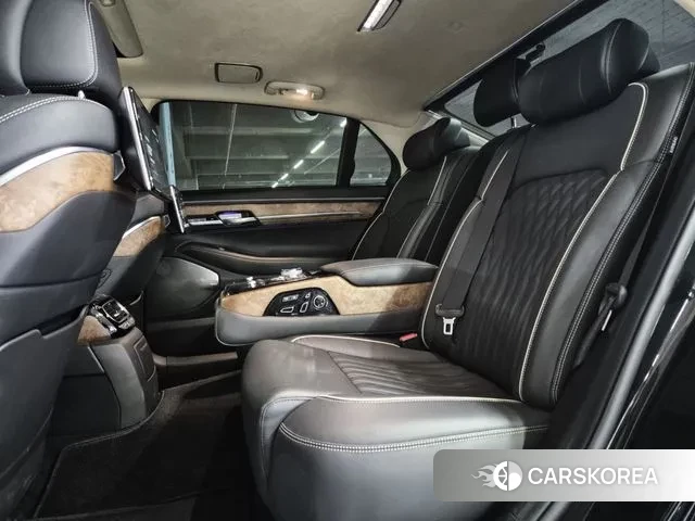 Genesis G90 2019 Черный из Кореи, фото 4