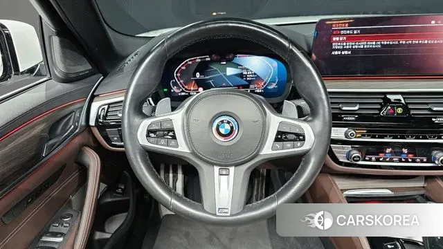 BMW 5 Series (G30) 2021 Белый из Кореи, фото 4