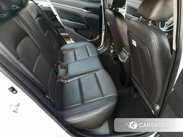 Hyundai Avante AD 2018 Белый из Кореи, фото 4