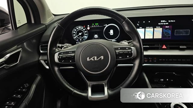 Kia Sportage 5th Generation 2022 Белый из Кореи, фото 4