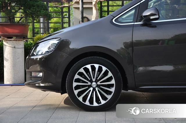 Volkswagen Charon 2019 Шампань из Китая, фото 4
