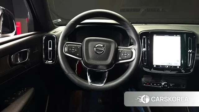 Volvo XC40 Richards 2024 Белый из Кореи, фото 4