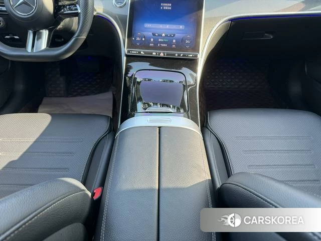 Mercedes-Benz Class C 2022 Белый из Китая, фото 4