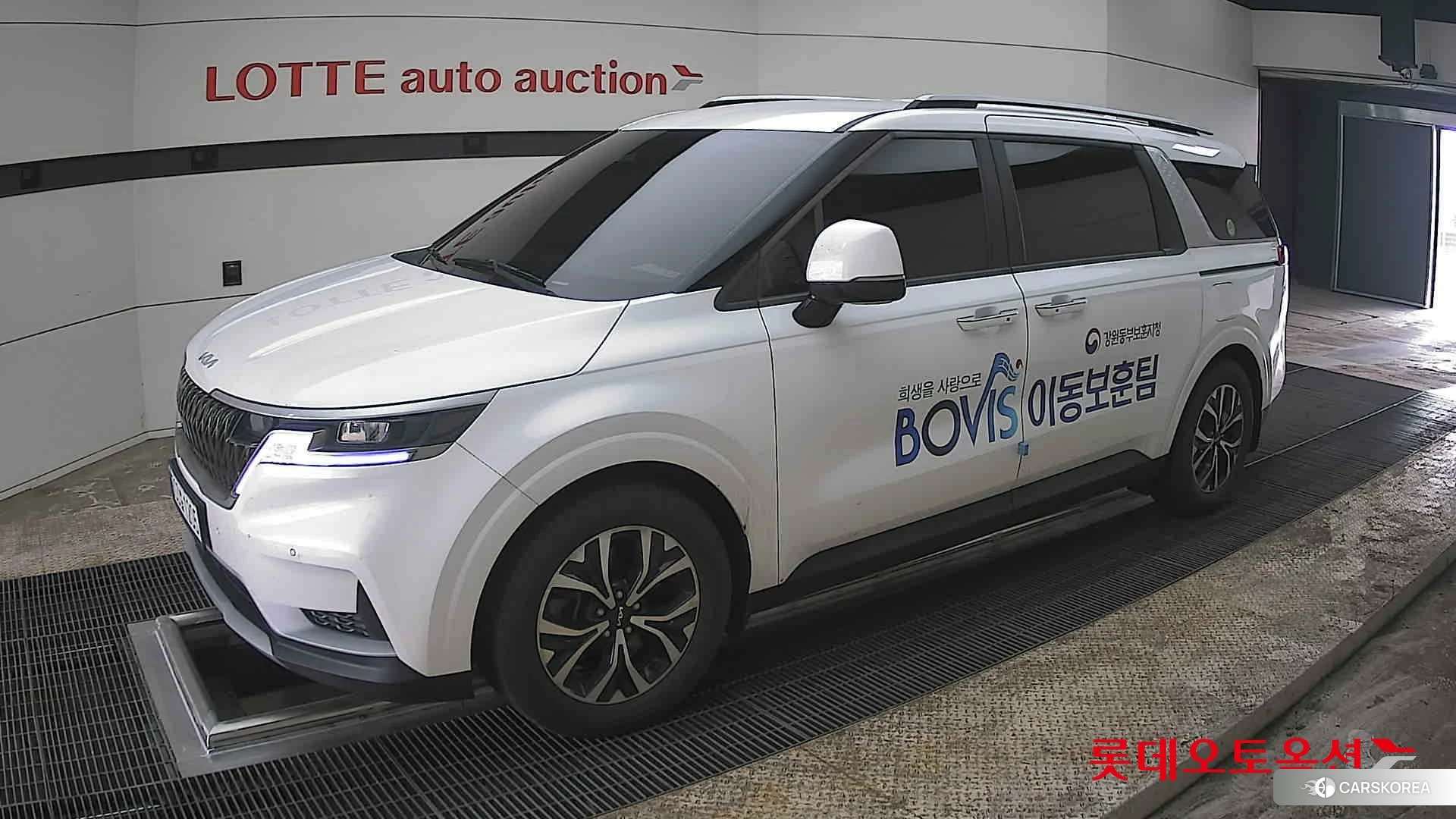 Kia Carnival 2023 Белый из Кореи, фото 4