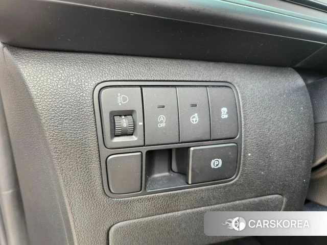 Hyundai Staria 2023 Серебряный из Кореи, фото 4