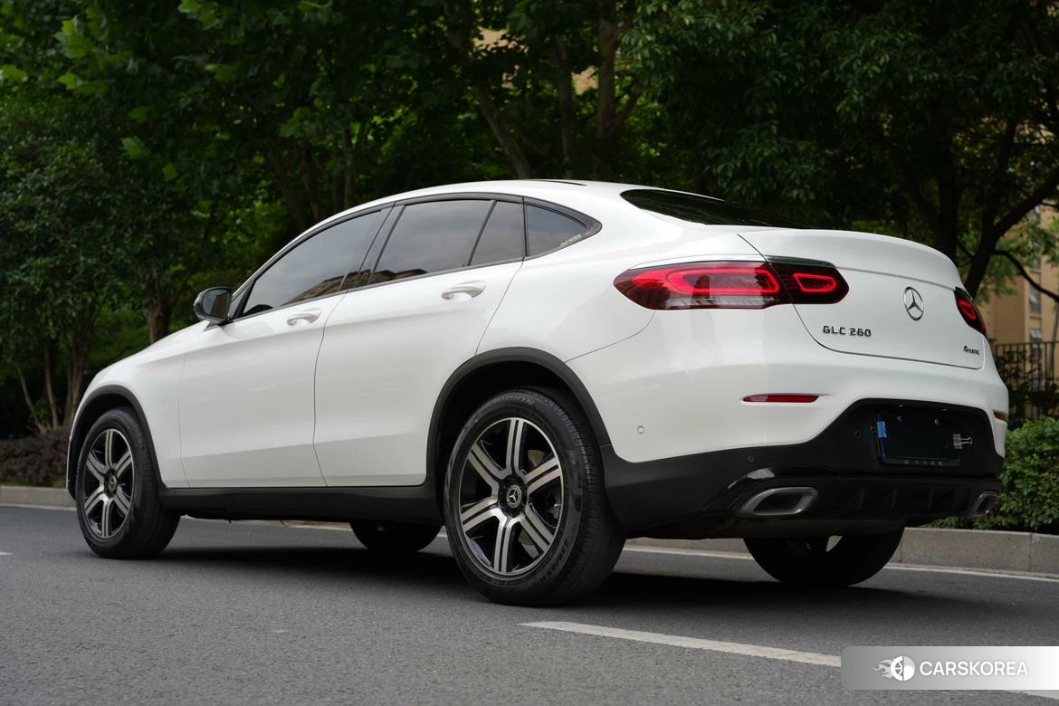 Mercedes-Benz GLC Coupe 2021 Белый из Китая, фото 4