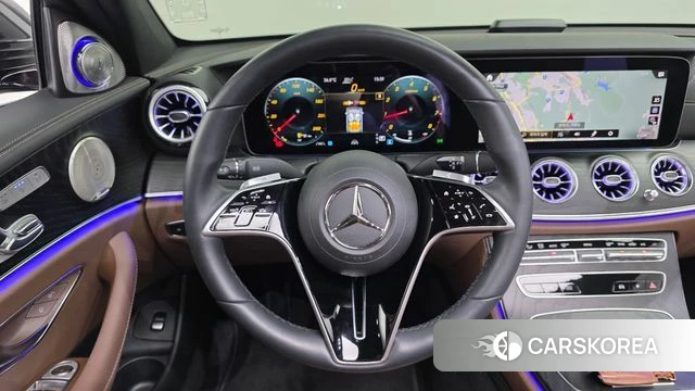 Mercedes-Benz E-Class W213 2023 Серый из Кореи, фото 4