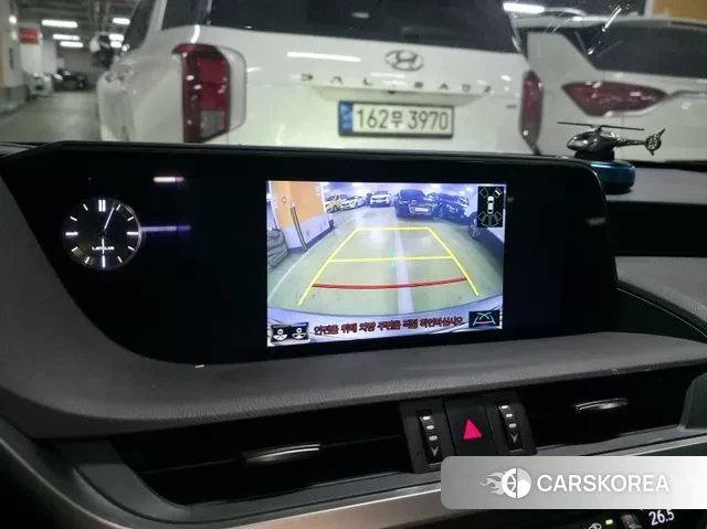 Lexus ES300h 7th generation 2019 Песочный из Кореи, фото 4