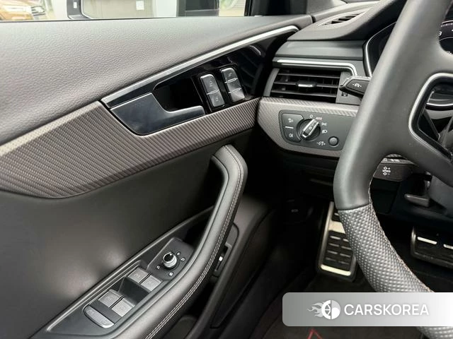 Audi A4L 2024 Темно-серый из Китая, фото 4