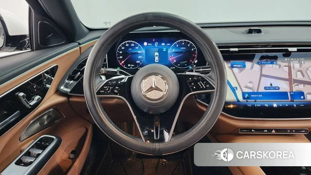 Mercedes-Benz E-Class W214 2024 Белый из Кореи, фото 4