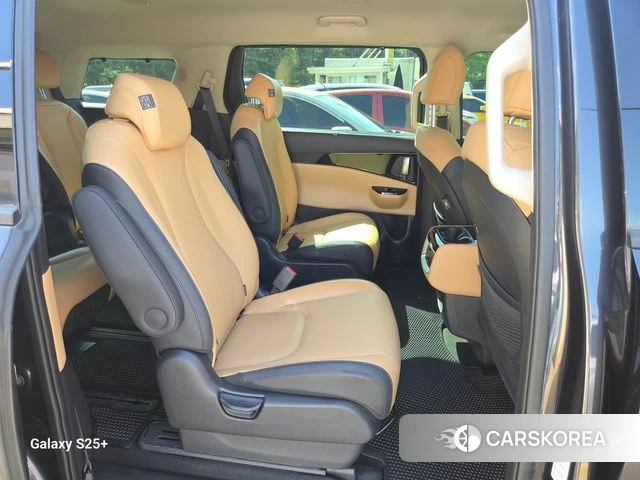 Kia Carnival 4th generation 2023 Серый из Кореи, фото 4