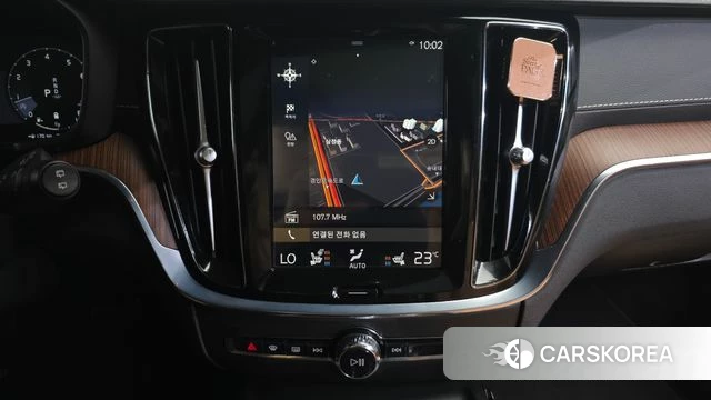 Volvo V60 Cross-Country 2nd Generation 2020 Белый из Кореи, фото 4
