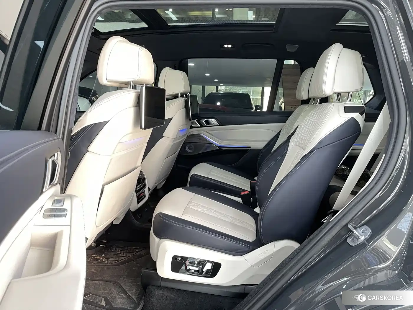 BMW X7 2021 Silver/gray из Китая, фото 4