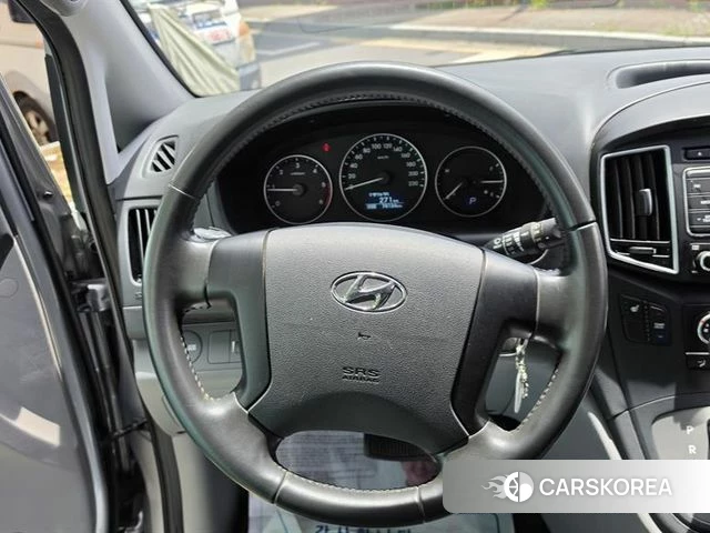 Hyundai The New Grand Starex 2018 Серебристо-серый из Кореи, фото 4