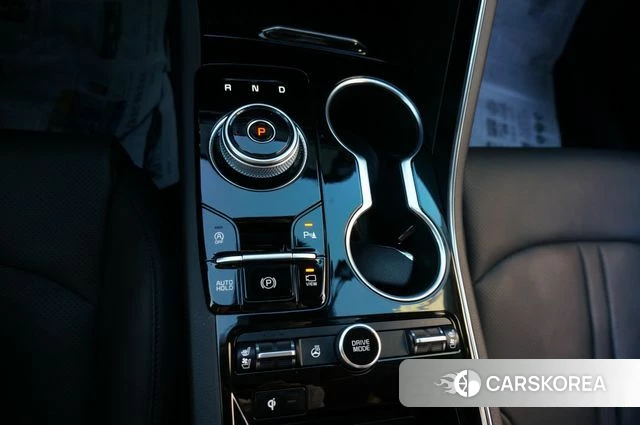 Kia K5 3rd generation 2023 Белый из Кореи, фото 4