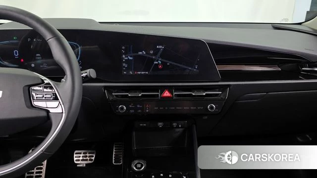 Kia Di Ol Nu Niro 2022 Белый из Кореи, фото 4