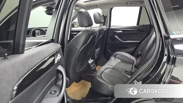 BMW X1 (F48) 2018 Черный из Кореи, фото 4