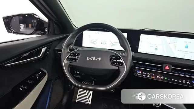 Kia EV6 2024 Серый из Кореи, фото 4