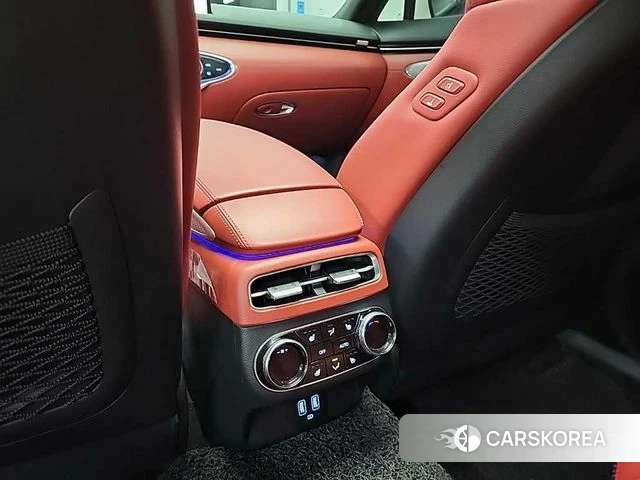 Genesis GV70 2021 Белый из Кореи, фото 4