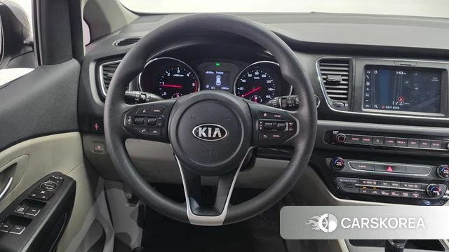 Kia The New Carnival 2018 Серебристо-серый из Кореи, фото 4