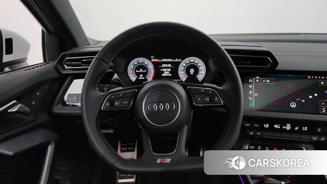 Audi A3 (8Y) 2025 Белый из Кореи, фото 4