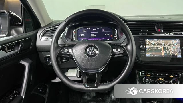 Volkswagen Tiguan Allspace 2020 Черный из Кореи, фото 4