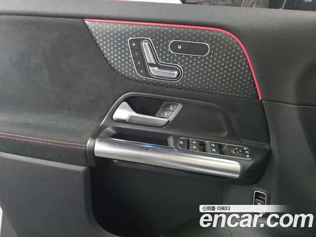 Mercedes-Benz GLA - Class H247 2024 Серый из Кореи, фото 4