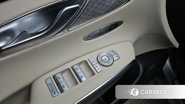 Genesis GV70 2021 Серебряный из Кореи, фото 4