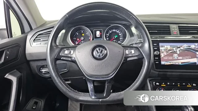Volkswagen Tiguan second Generation 2019 Белый из Кореи, фото 4