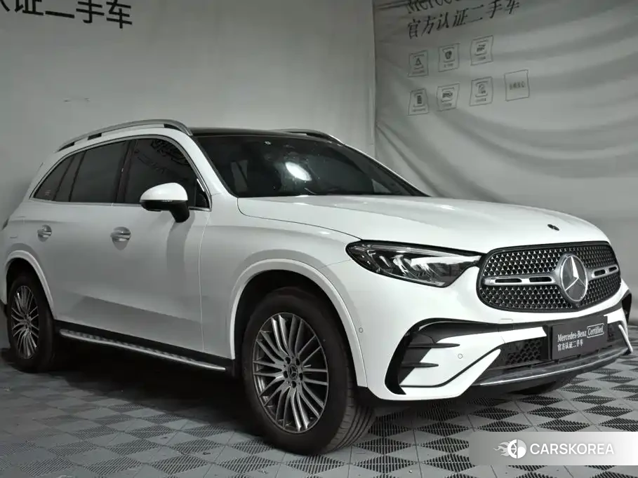 Mercedes-Benz GLC 2023 Белый из Китая, фото 4