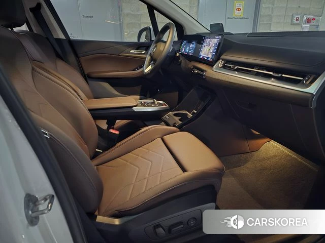 BMW 2 Series Active Tourer (U06) 2025 Белый из Кореи, фото 4
