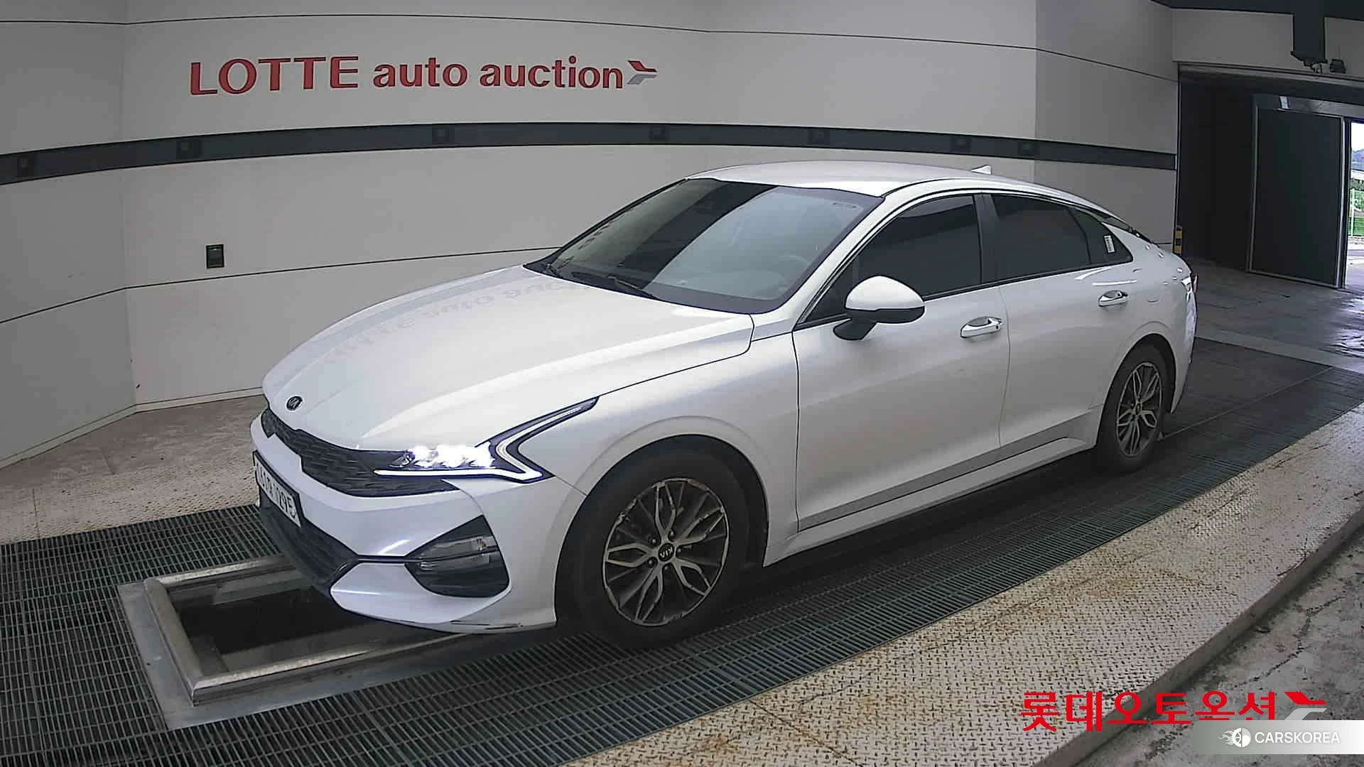 Kia K5 2021 Белый из Кореи, фото 4