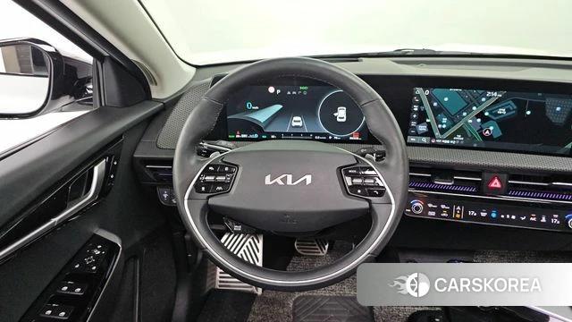 Kia EV6 2023 Белый из Кореи, фото 4