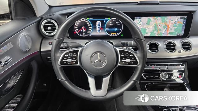 Mercedes-Benz E-Class W213 2018 Белый из Кореи, фото 4