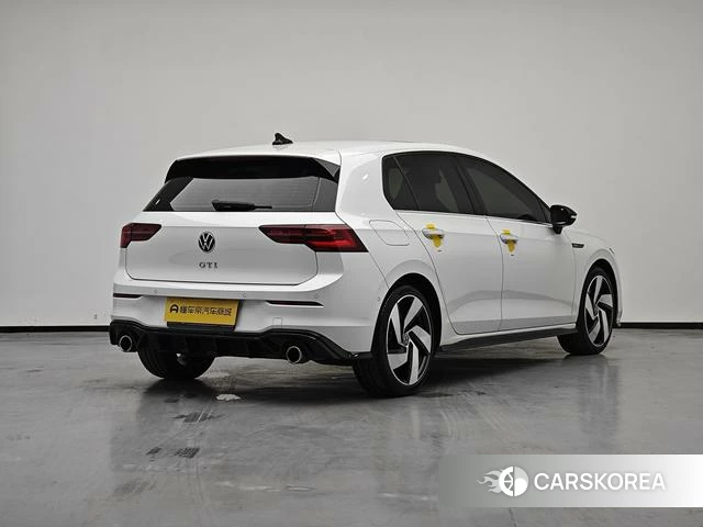 Volkswagen Golf 2022 Белый из Китая, фото 4