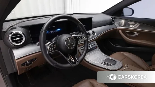 Mercedes-Benz E-Class W213 2022 Серый из Кореи, фото 4