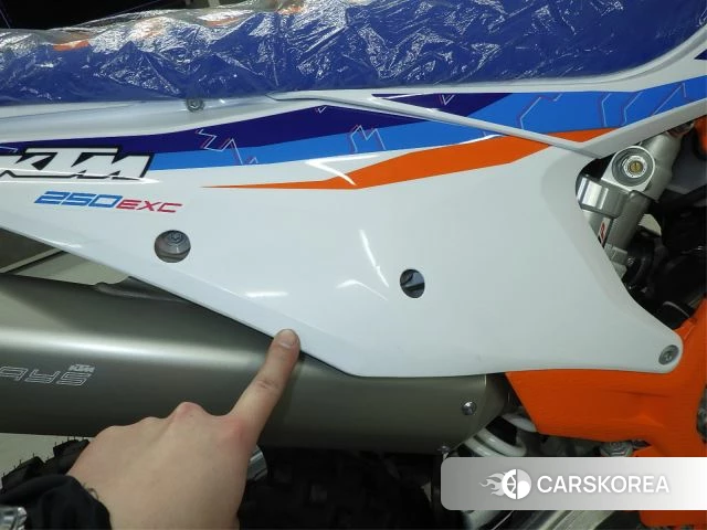 Проданный KTM 250EXC SIXDAYS TPI 2022 из Японии, фото 4