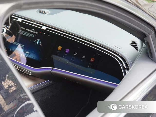 Mercedes-Benz E-class PHEV 2024 Черный из Китая, фото 4