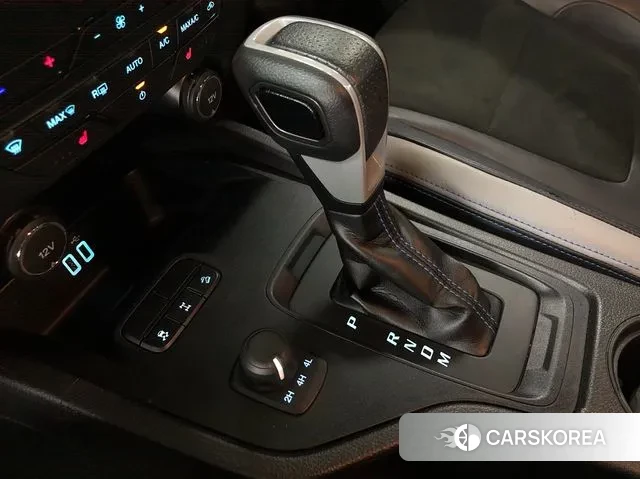 Ford Ranger 3rd Generation 2022 Белый из Кореи, фото 4