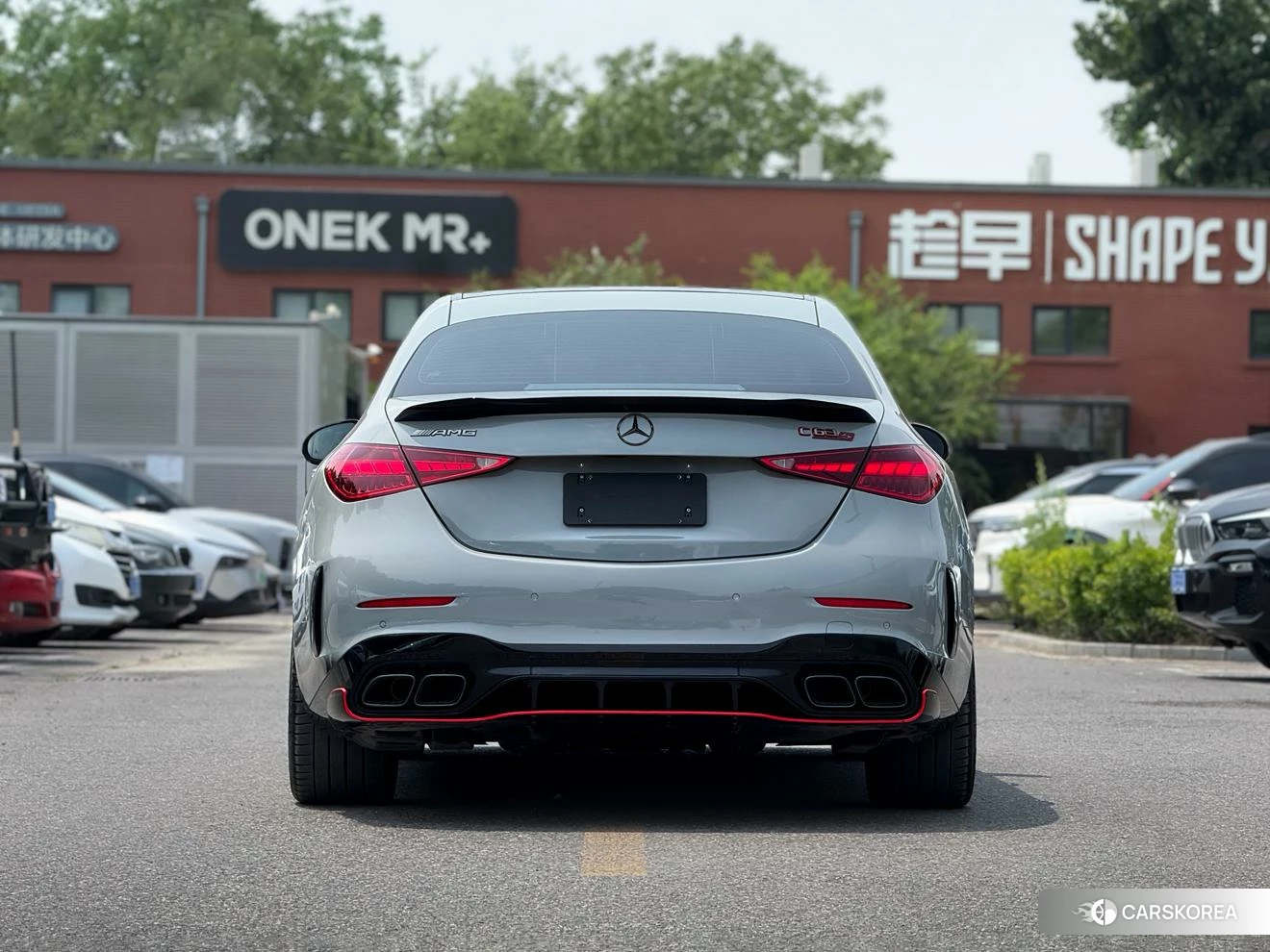 Mercedes-Benz C-class AMG PHEV 2024 Серебристо-серый из Китая, фото 4