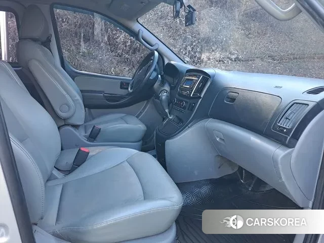 Hyundai Grand Starex 2018 Серебряный из Кореи, фото 4