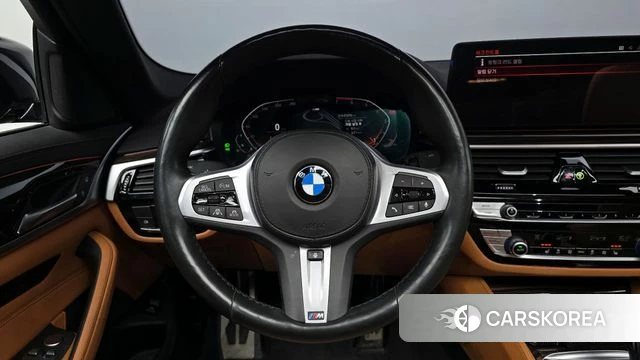 BMW 5 Series (G30) 2022 Черный из Кореи, фото 4